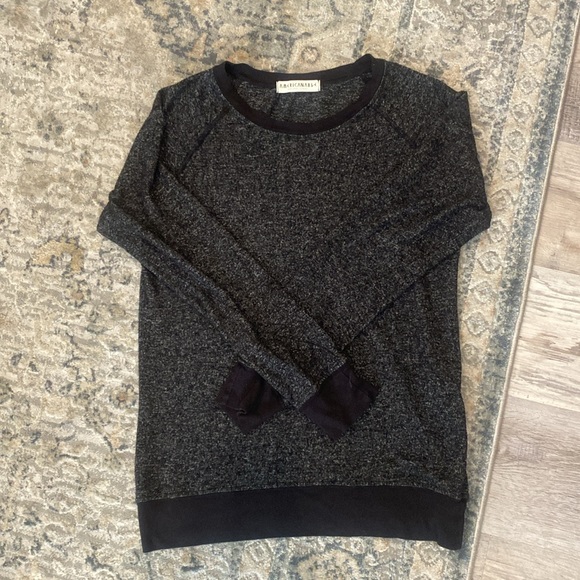 American Able Wynette Sweatshirt Knit Top | S
| Grey & Black - Picture 5 of 8